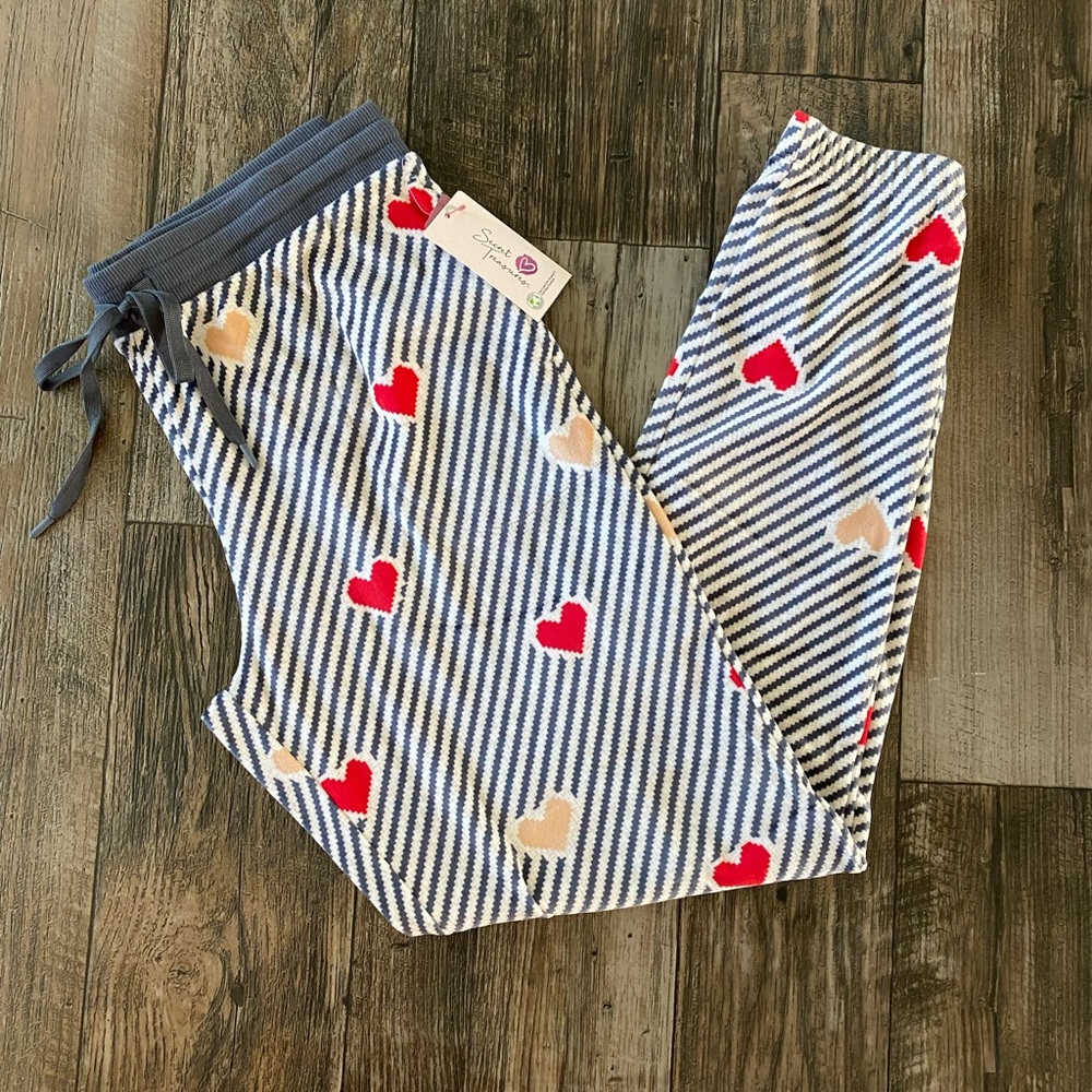NWT Hearts & Stripes Super Soft Jogger with Pockets